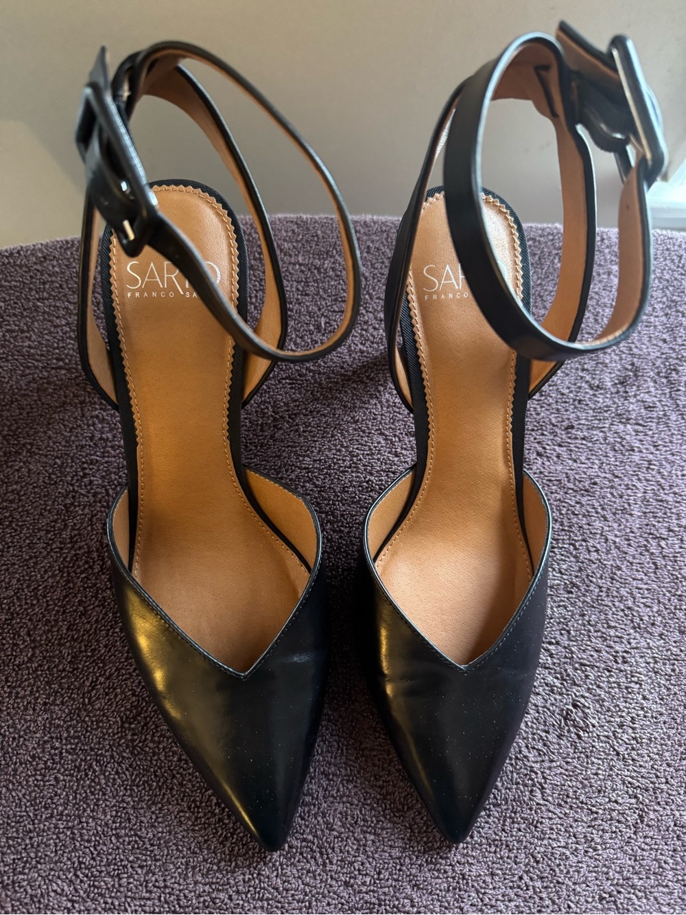 SARTO By Franco Sarto Black Pointed Ankle-Strap Pumps. Size 9M.